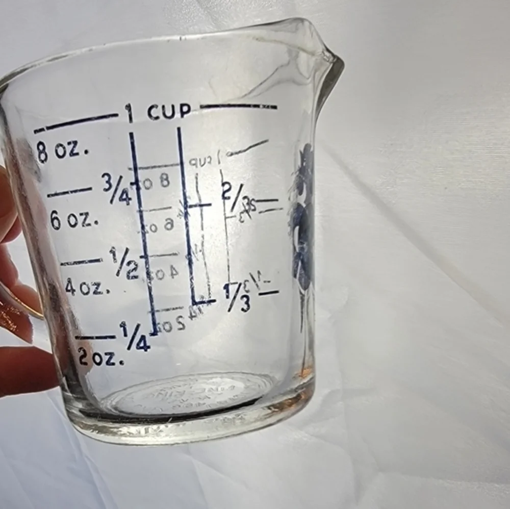 RARE Vintage Fire King Colonial Stores Rooster‎ Measuring Cup 8 oz.